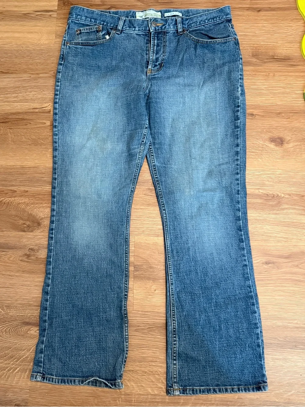 Vintage ‘03 Old Navy low rise  Boot Cut Jeans Size 8 Stretch Denim   Blue